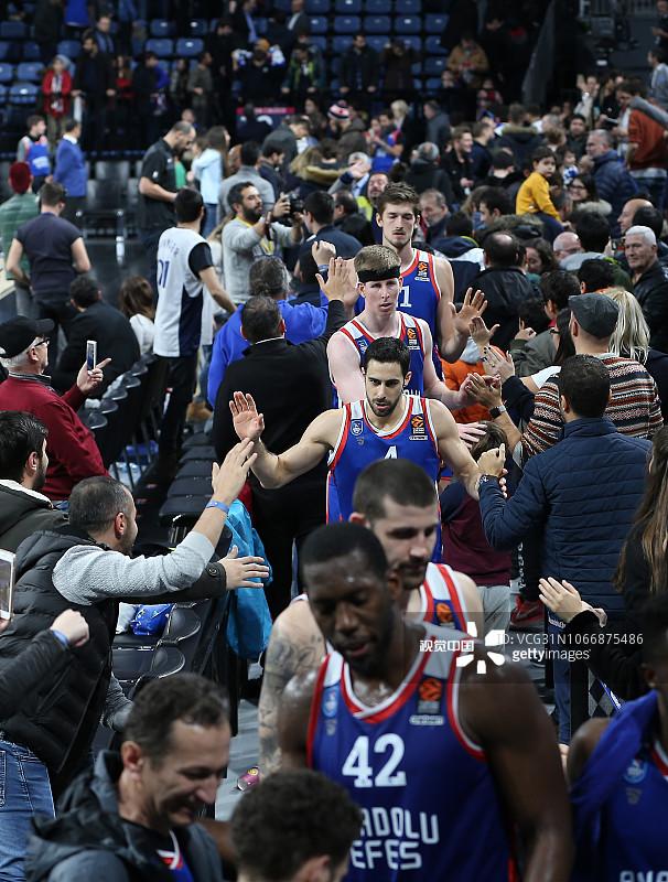 弗洛伦齐谈罗马vs那不勒斯争议判罚：拉赫马尼没有对科内犯规（弗洛伦齐评罗马战那不勒斯判罚风波：拉赫马尼未对科内犯规）