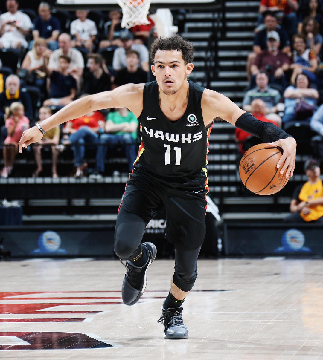 格拉斯纳：利物浦？我会在下个月开启和水晶宫的续约谈判（格拉斯纳回应利物浦传闻：下月将与水晶宫启动续约谈判）