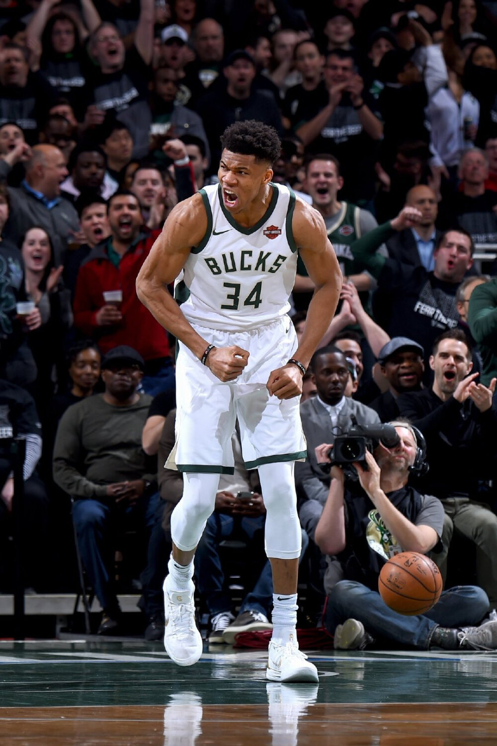 自加盟拜仁以来，奥利塞助攻、成功过人等数据位列德甲第一（加盟拜仁后，奥利塞助攻与成功过人等指标均领跑德甲）