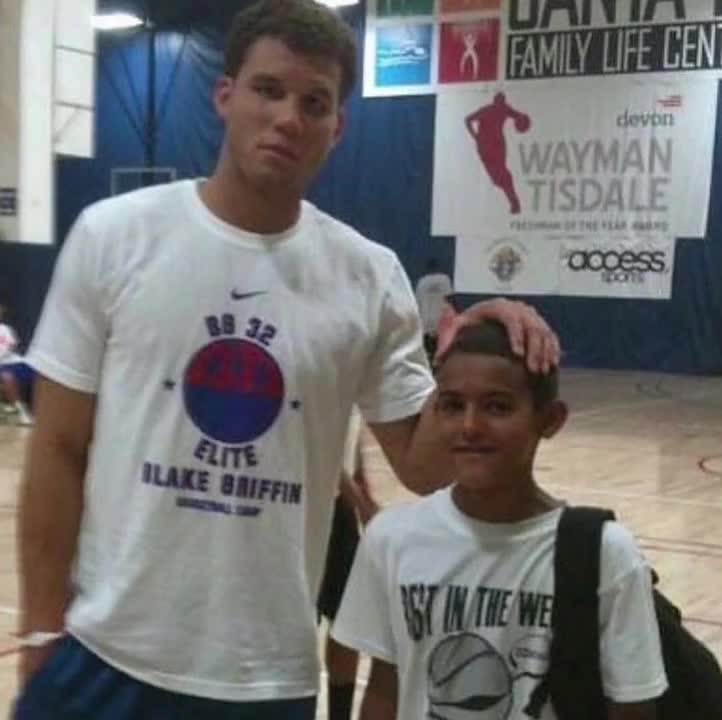 桑托斯官方：内马尔伤愈回归入选下一场巴甲大名单（桑托斯官宣：内马尔伤愈复出，入选下轮巴甲大名单）